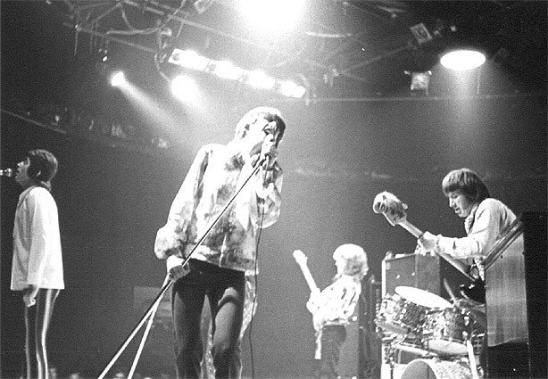 1969onstage_6cf.jpg